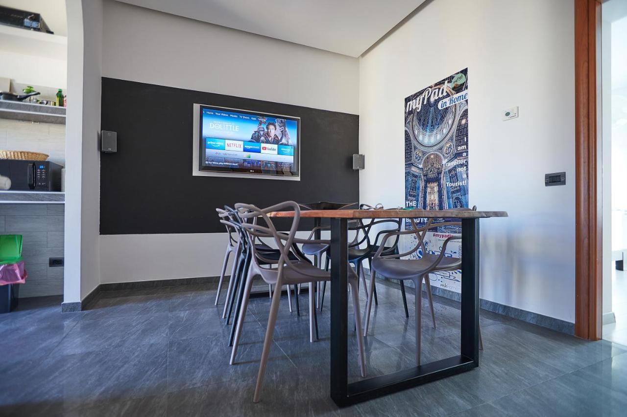 Apartment In Front Of St Peter'S Square And Vatican Museums - Mypad In Rom Eksteriør billede